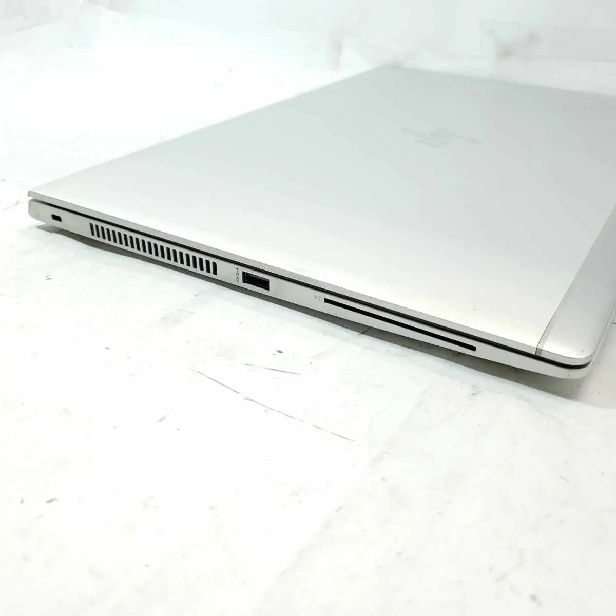 hp elitebook 850 g6 i7-8565u laptop computer left side