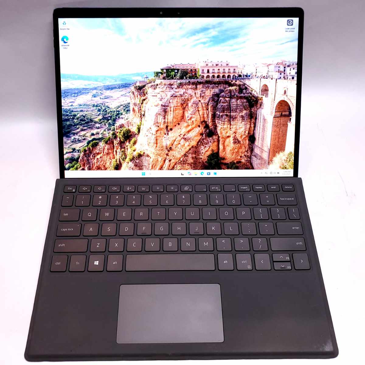 dell latitude 7320 detachable tablet/laptop power on