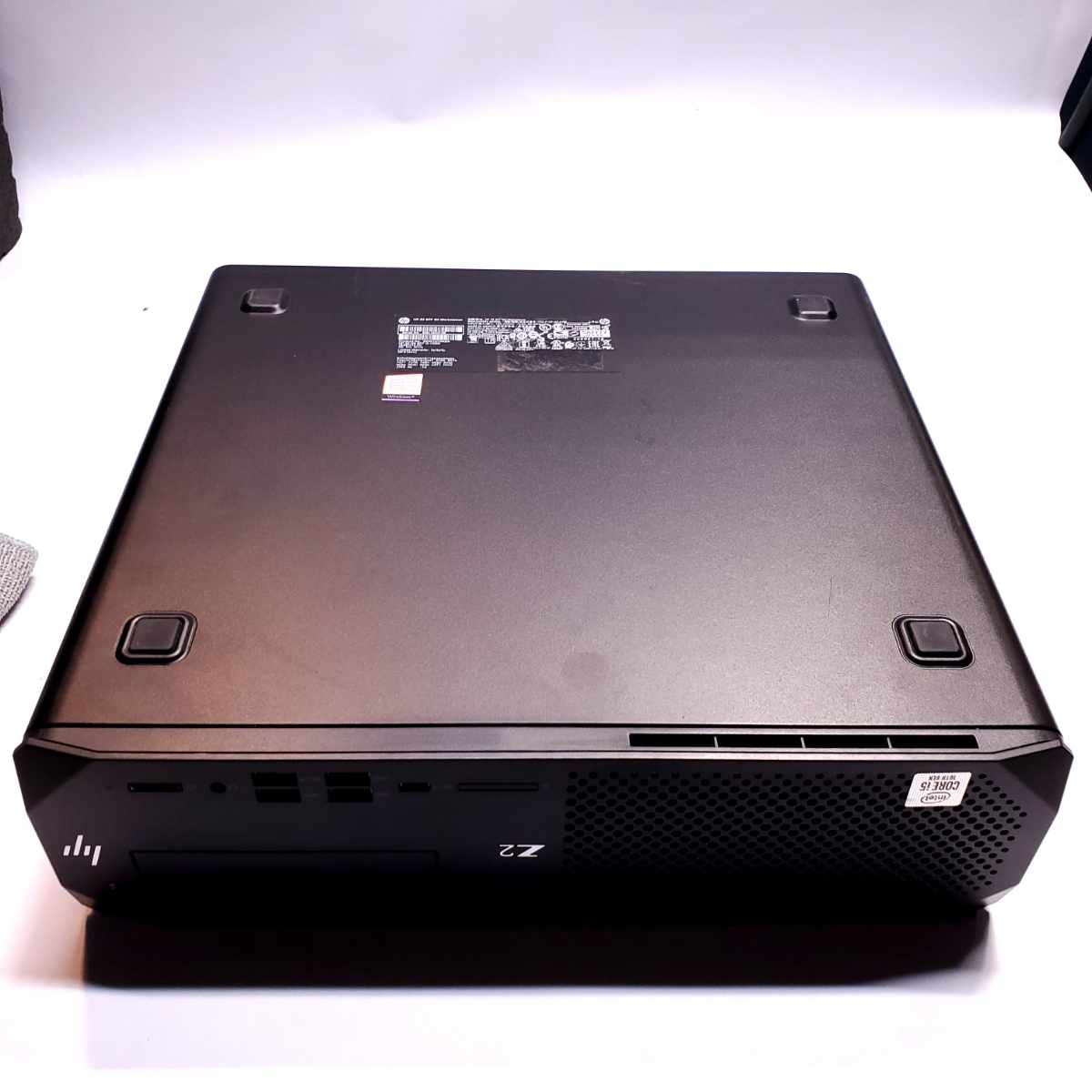 hp z2 sff g5 workstation bottom