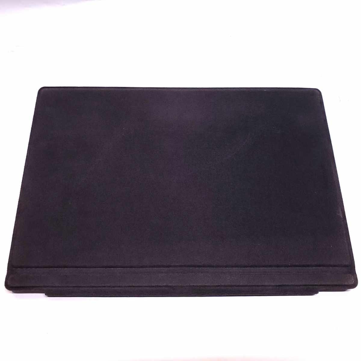 microsoft surface pro 7+ laptop bottom