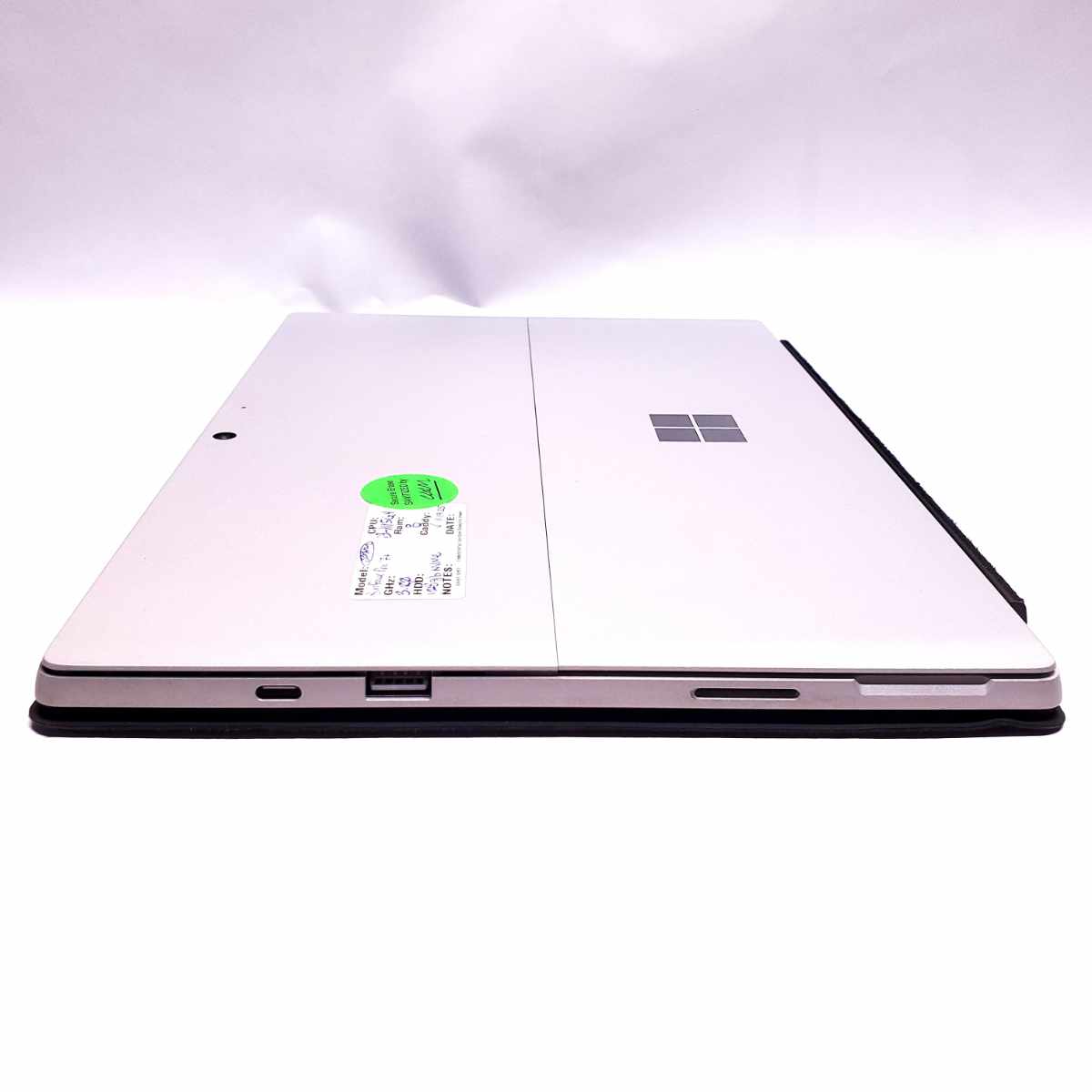 microsoft surface pro 7+ laptop right side