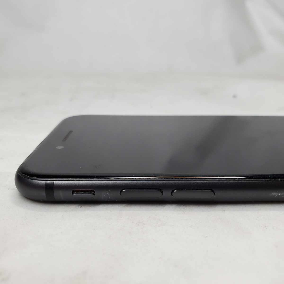 apple iphone 8th gen a1863/a1905 64gb space gray mute and volume buttons